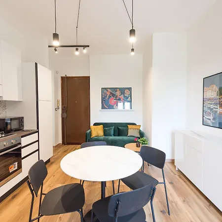 Casa Dei Puzzle - Jigsaw House *